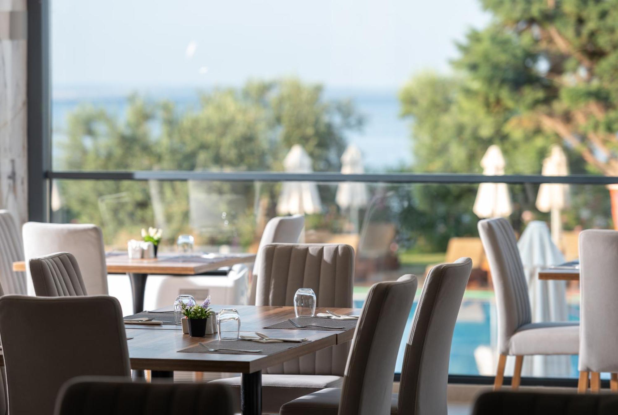 Hotel Sea Coast Halkidiki 5*