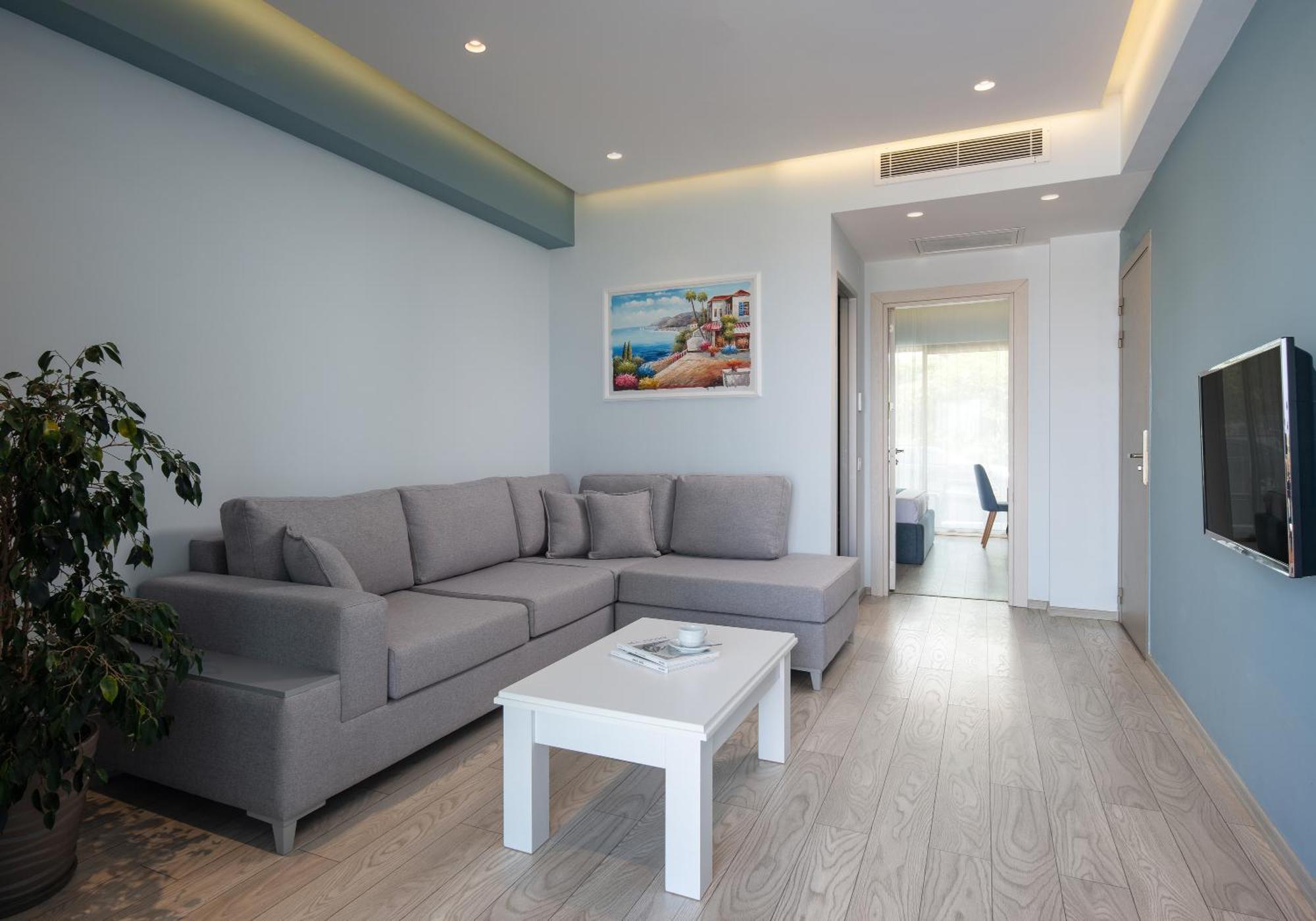 Sea Coast Halkidiki Hotel 5*